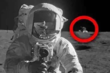 嫦娥二号拍到外星人已经证实，照片被揭露(但是假消息)