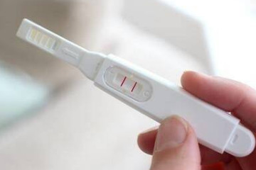 一招辨别怀孕和例假推迟，身体变化很明显(也可尿妊娠检查)