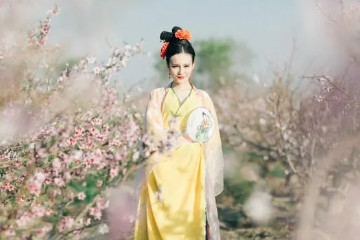 梦到阴桃花是什么意思，指被异性鬼喜欢(其实不用担心)