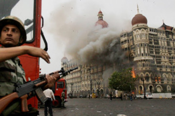 孟买酒店真实事件，幕后黑手叫德干圣战(屠杀持续了3天)