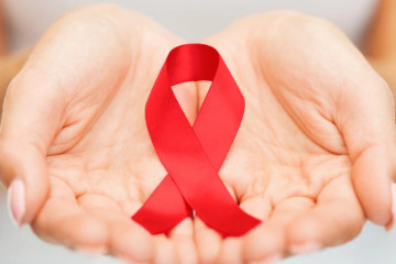 艾滋病人身上5大表现，红疹是最普遍症状之一
