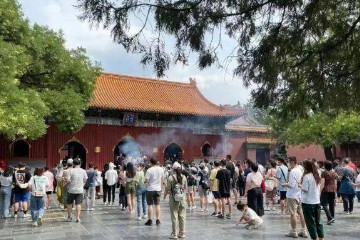 六种人不宜去寺院，心怀怨恨的人会倒霉