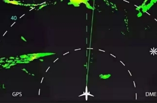 飞机雷达照人会怎样有什么后果，有很强的辐射(对身体有影响)