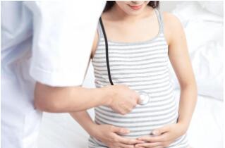 生儿子一般的孕期征兆有哪些，孕吐反应的程度较为严重